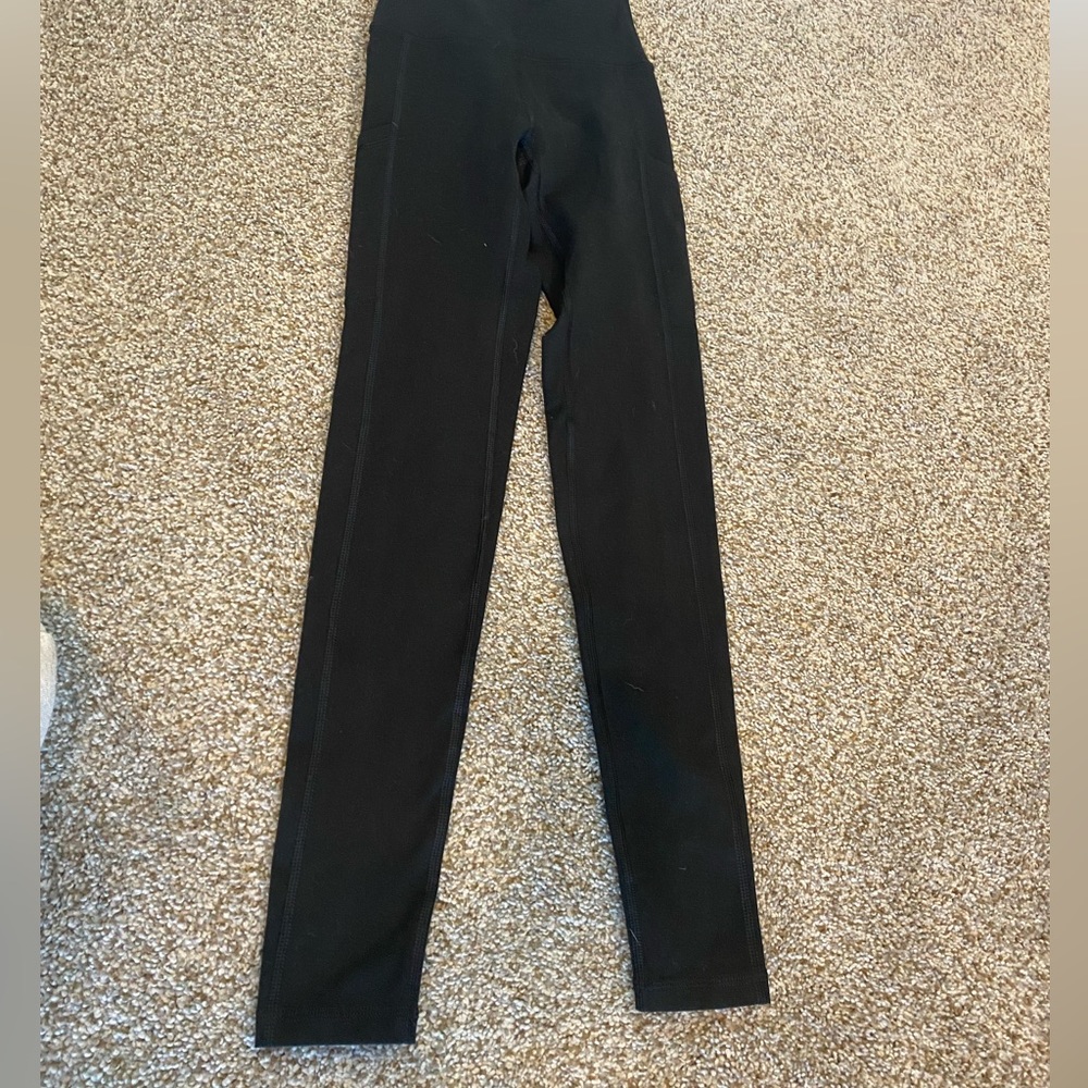 Aerie high waisted “the hugger” leggings with pockets